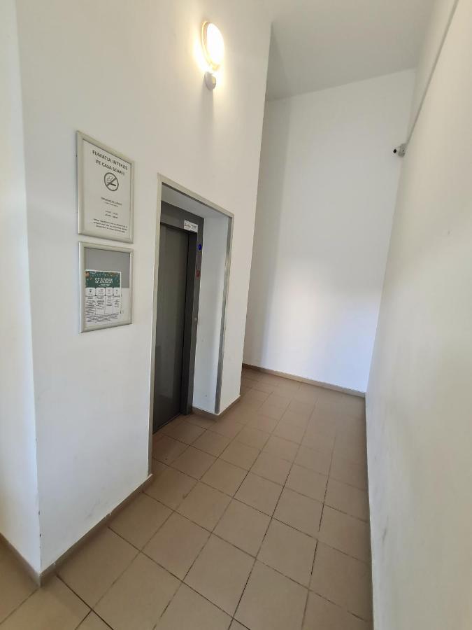 Cozy Apartment Arad Exterior photo